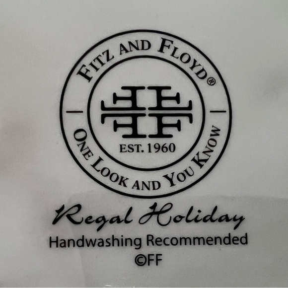 Fitz and Floyd Regal Holiday Sentiment Tray. - Picture 8 of 14